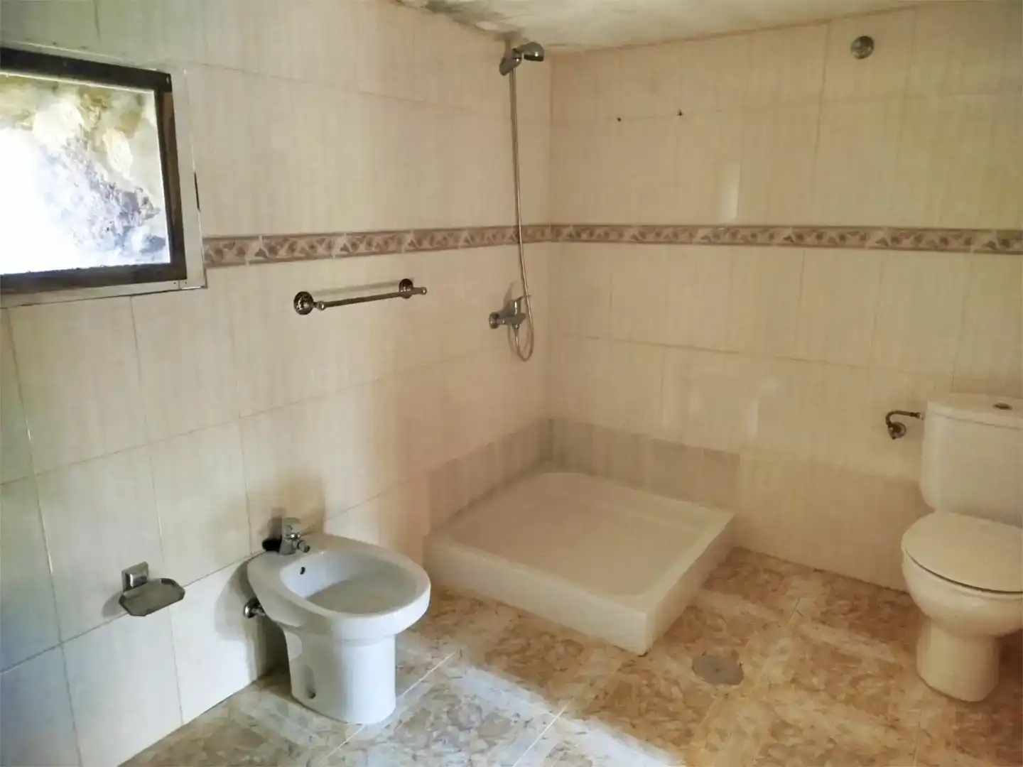 Bany de Casa o xalet en venda en Coirós