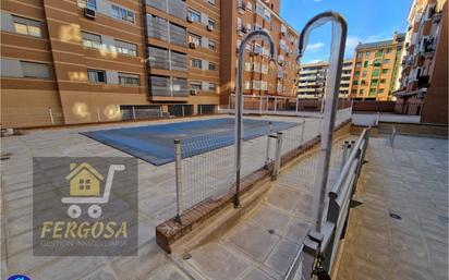 Exterior view of Flat for sale in Parla  with Air Conditioner and Balcony