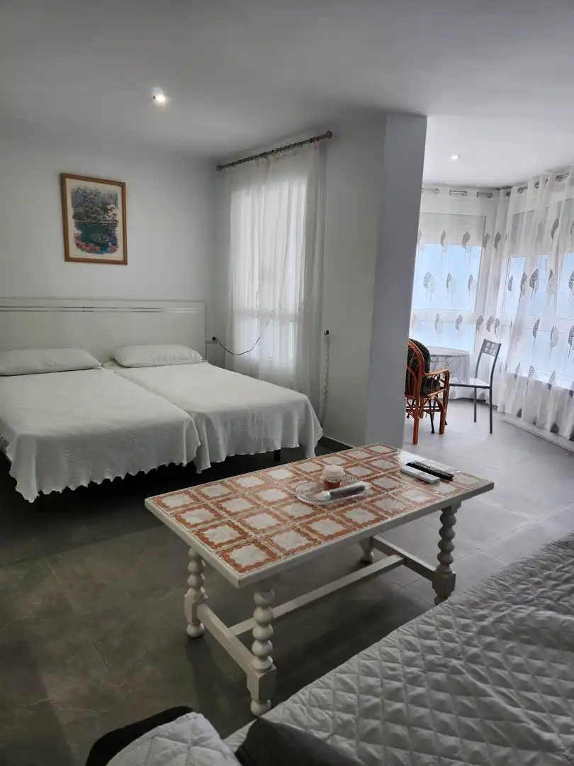 Study for rent in Avenida Europa, 82, Centro Internacional