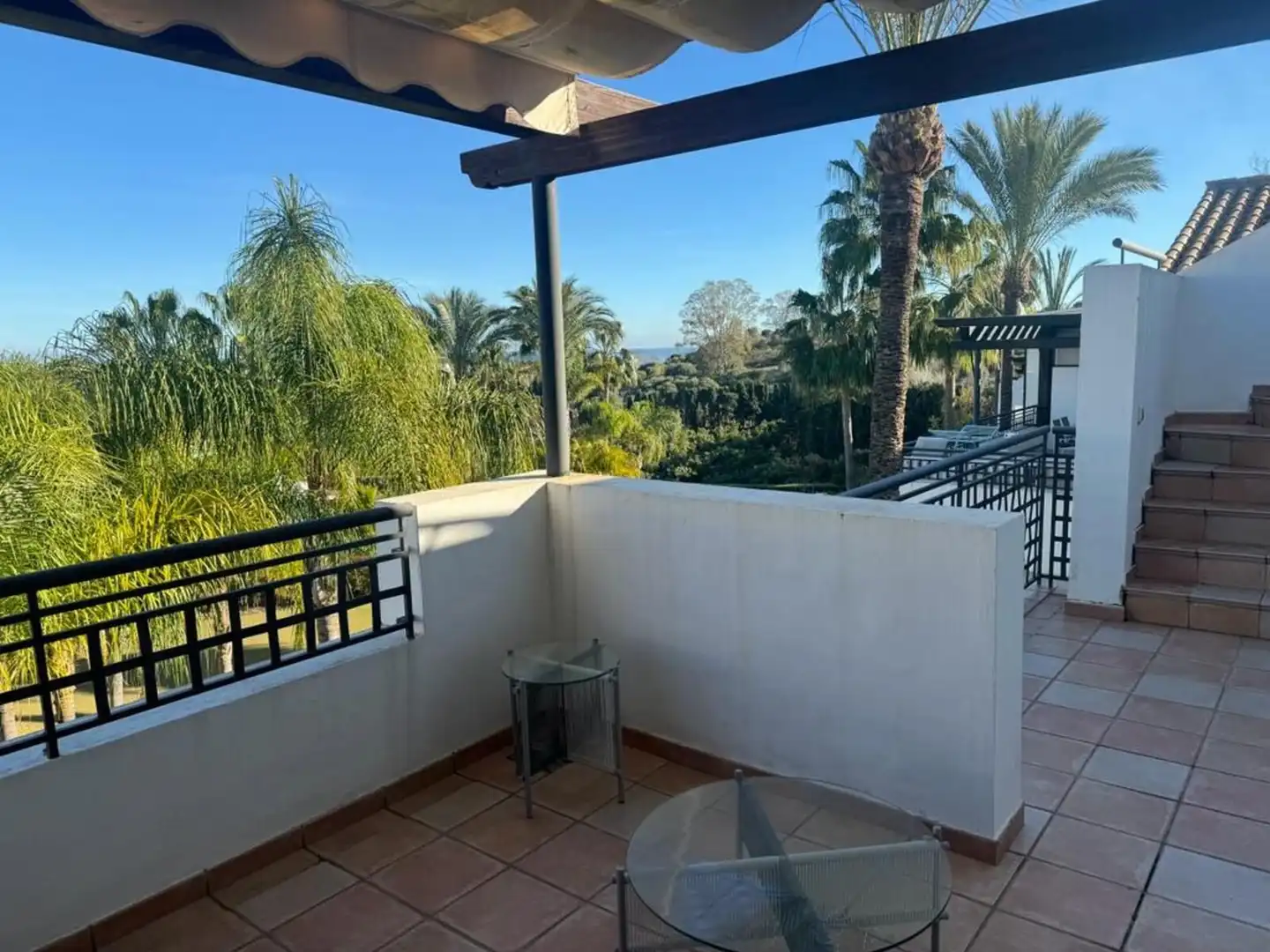 Terrassa de Dúplex en venda en Estepona amb Aire condicionat, Terrassa i Traster