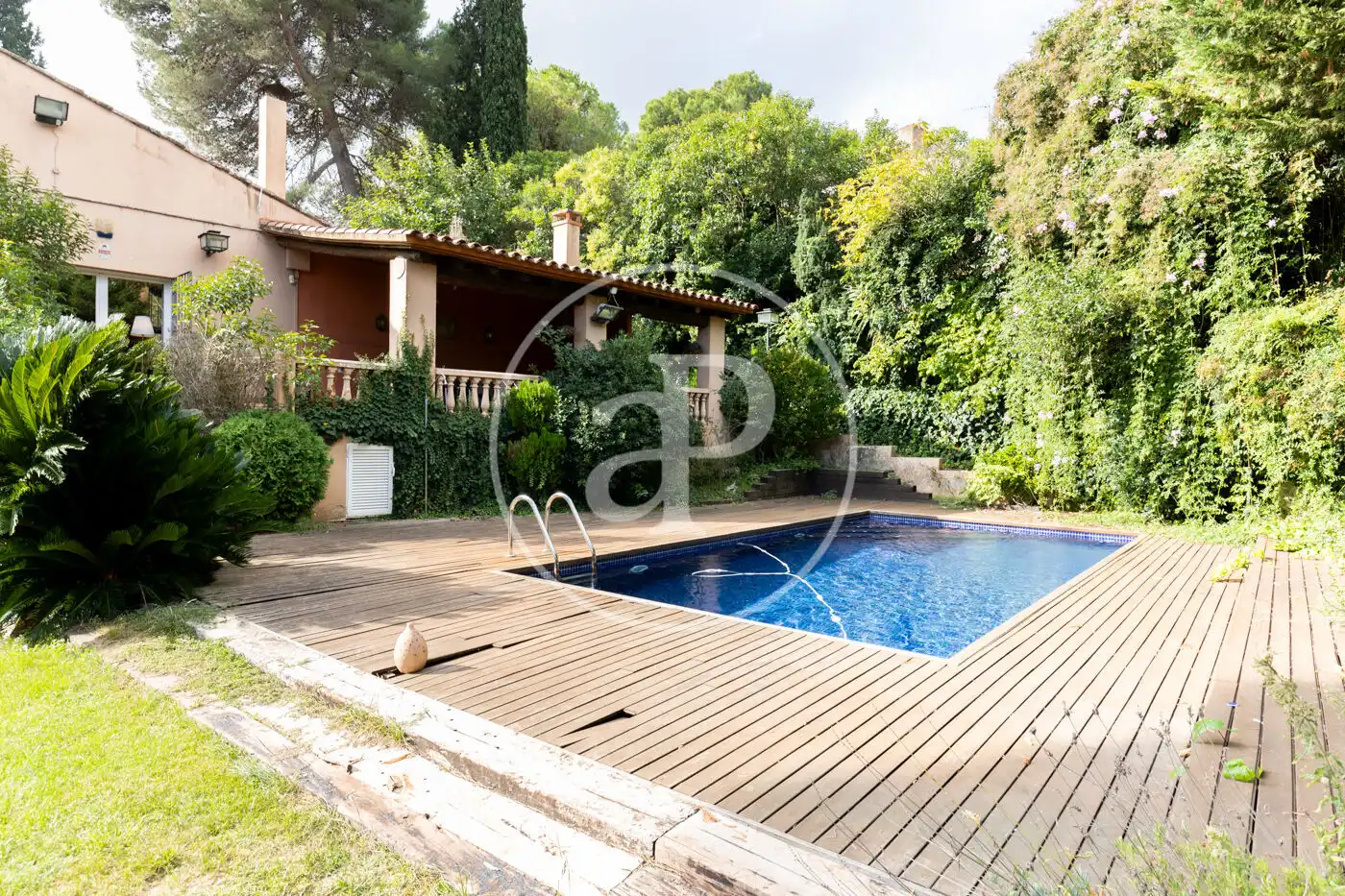 Jardín de Casa o chalet en venta en Cerdanyola del Vallès con Aire acondicionado, Calefacción y Jardín privado