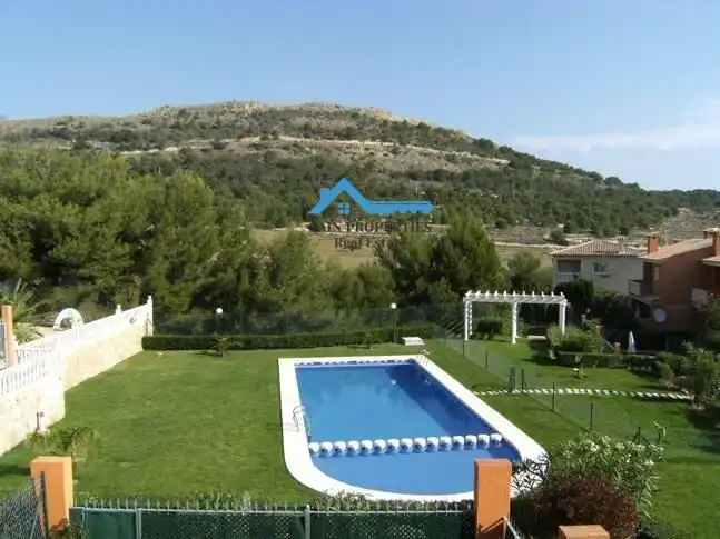 Swimming pool of Detached homes for sale in L'Alfàs del Pi  with Air Conditioner, Heating and Private garden