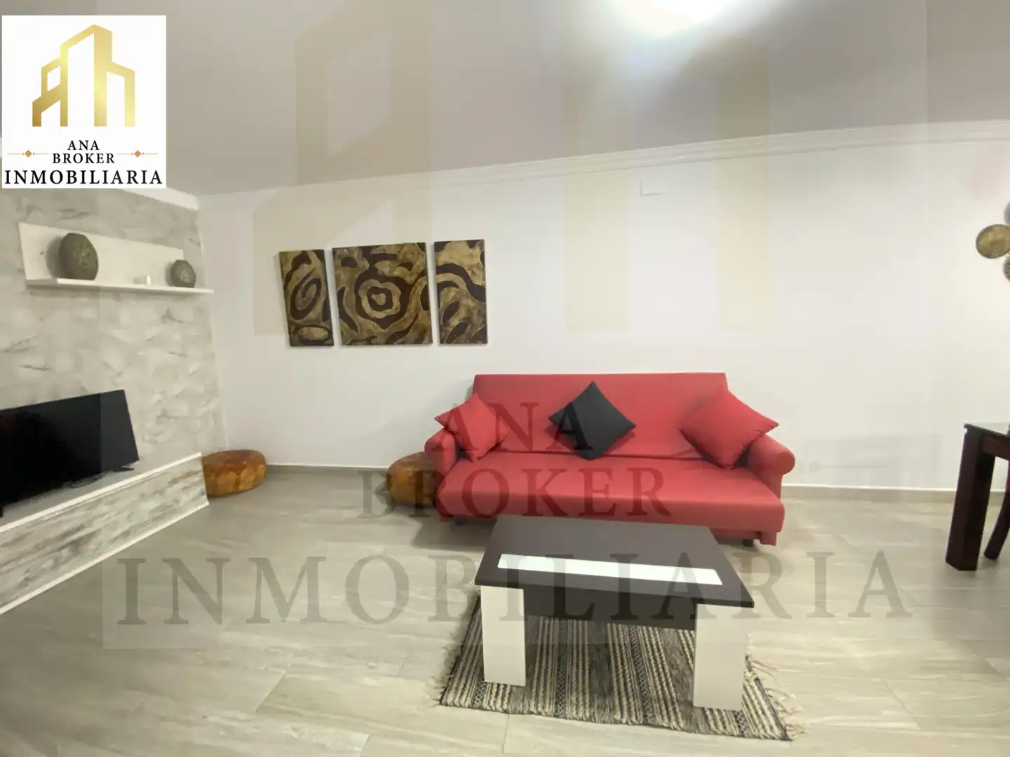 Sala d'estar de Casa o xalet en venda en Ronda amb Aire condicionat, Terrassa i Moblat