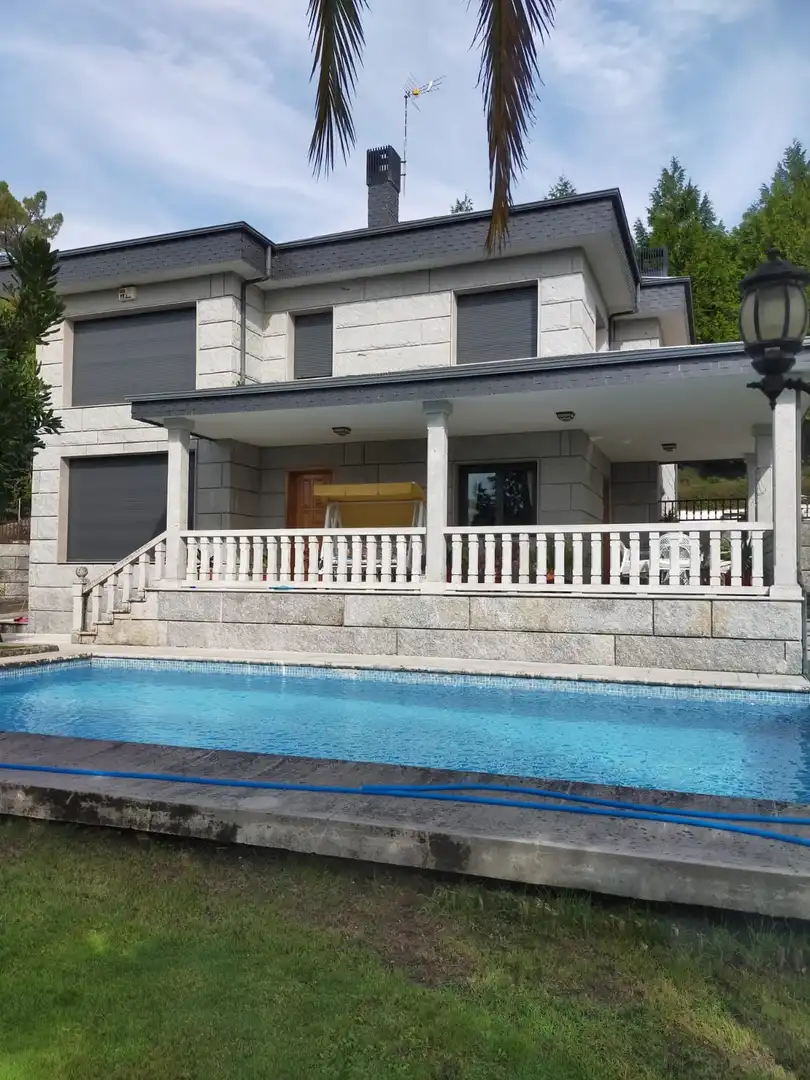 Piscina de Casa o chalet en venta en Coles con Calefacción, Jardín privado y Terraza