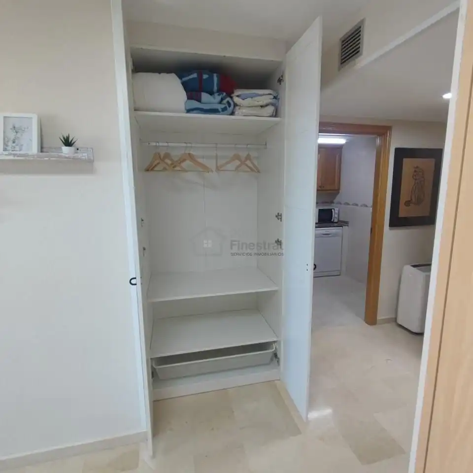 Schlafzimmer von Wohnung zum Verkauf in Villajoyosa / La Vila Joiosa mit Klimaanlage, Möbliert und Gemeinschaftspool