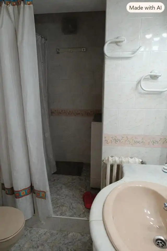 Bany de Casa o xalet en venda en Zuera amb Jardí privat i Piscina comunitària