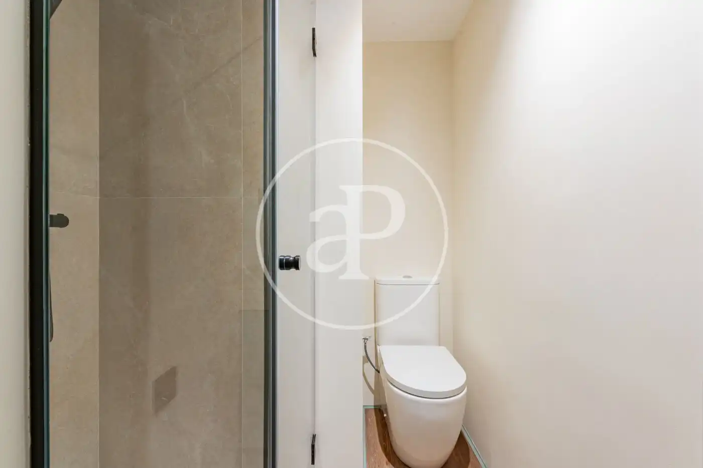Baño de Ático en venta en Madrid con Aire acondicionado, Calefacción y Terraza