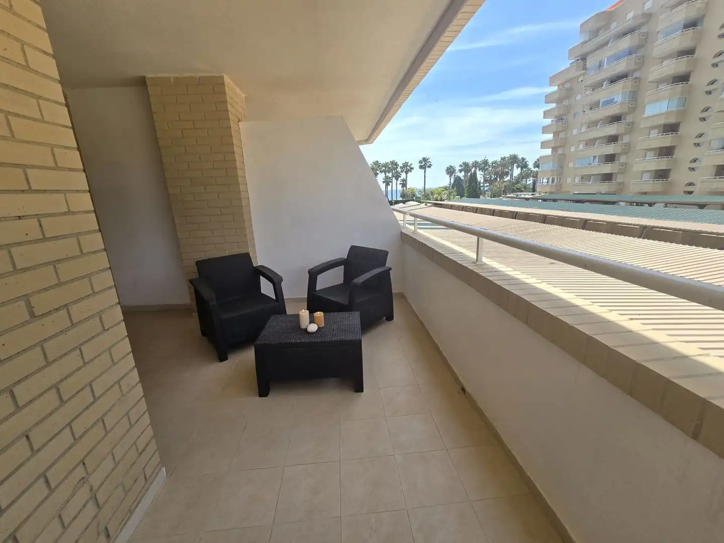 Apartament amb terrassa en venda a Amplaries 45, imagen 4