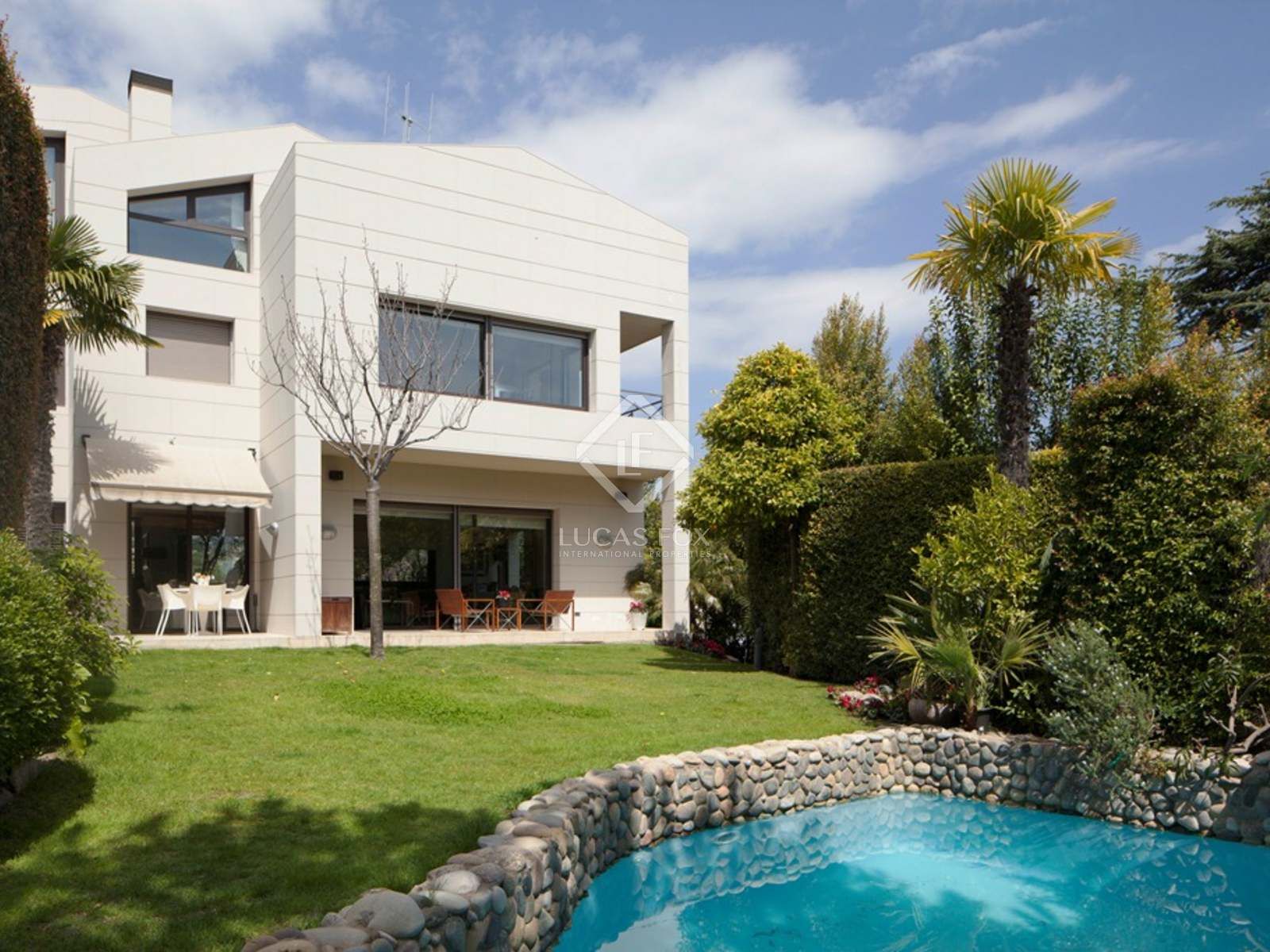 Jardí de Casa o xalet en venda en Alella amb Jardí privat, Terrassa i Piscina