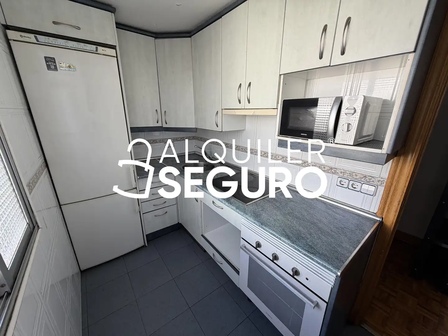 Cocina de Piso de alquiler en Madrid con Aire acondicionado, Calefacción y Terraza