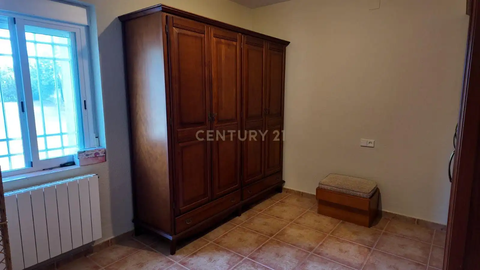 Dormitori de Casa o xalet en venda en Casar de Cáceres amb Aire condicionat, Jardí privat i Traster