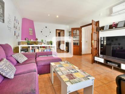 Living room of Flat for sale in Les Franqueses del Vallès  with Terrace and Balcony