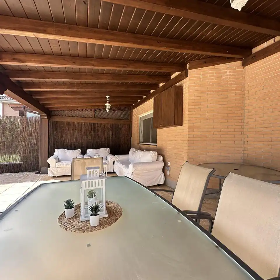 Casa aparellada amb piscina de lloguer a Calle San Martín, imagen 50