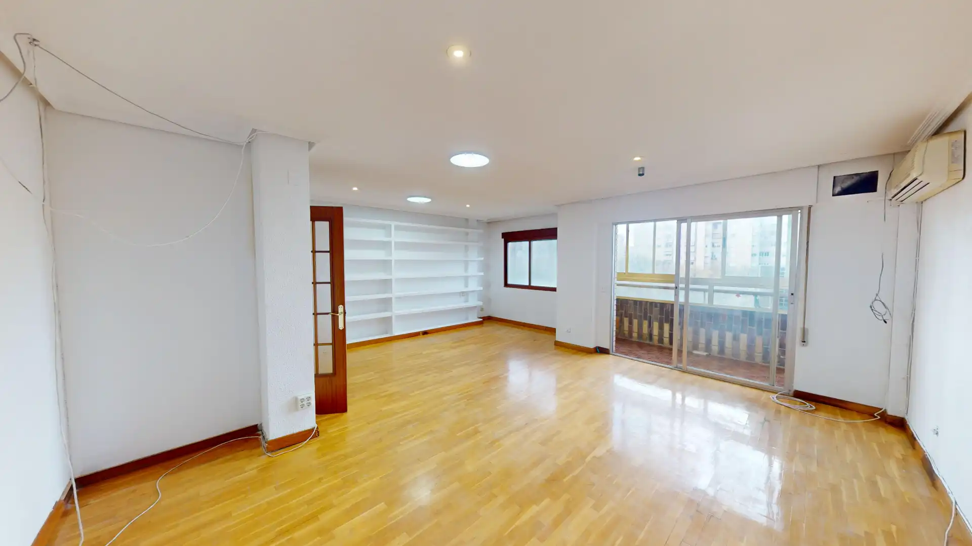 Sala d'estar de Pis en venda en Alicante / Alacant amb Aire condicionat, Parquet i Forn