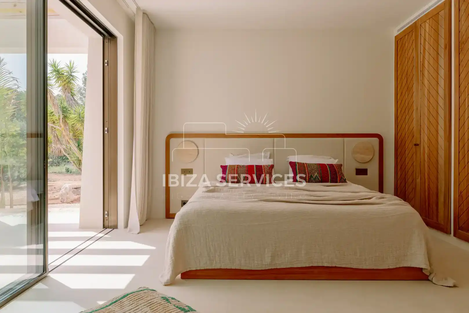 Schlafzimmer von Haus oder Chalet zum Verkauf in Santa Eulària des Riu mit Klimaanlage und Schwimmbad