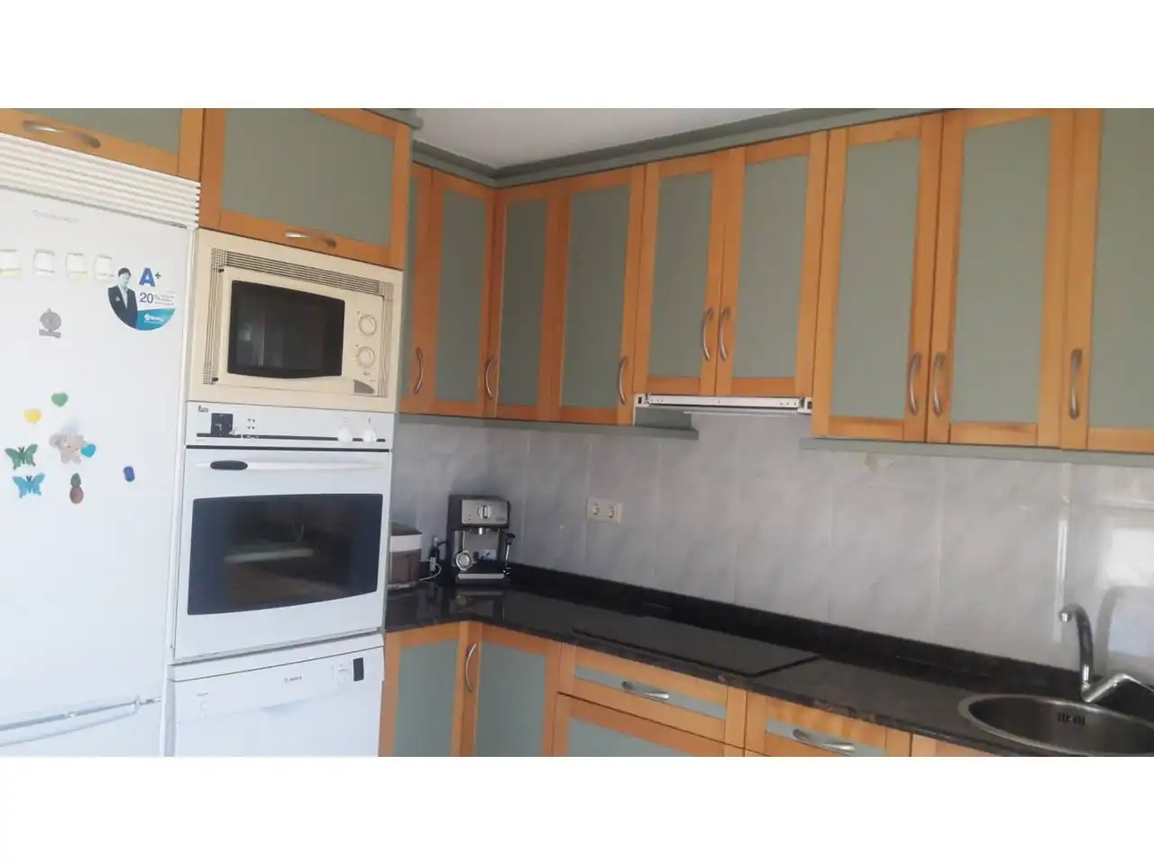 Kitchen of Houses for sale in Ourense Capital   with Heating and Private garden