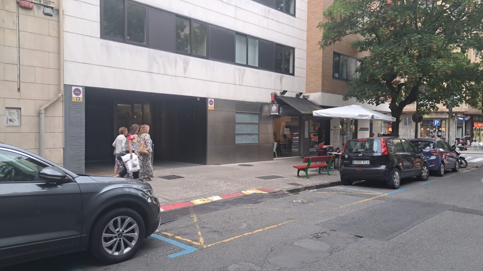 Exterior view of Garage for sale in  Pamplona / Iruña