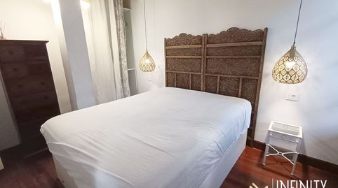 Foto 4 de Piso en venta en Txakur Kalea, Casco Viejo, Bilbao