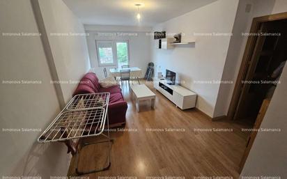 Flat to rent in Salesas