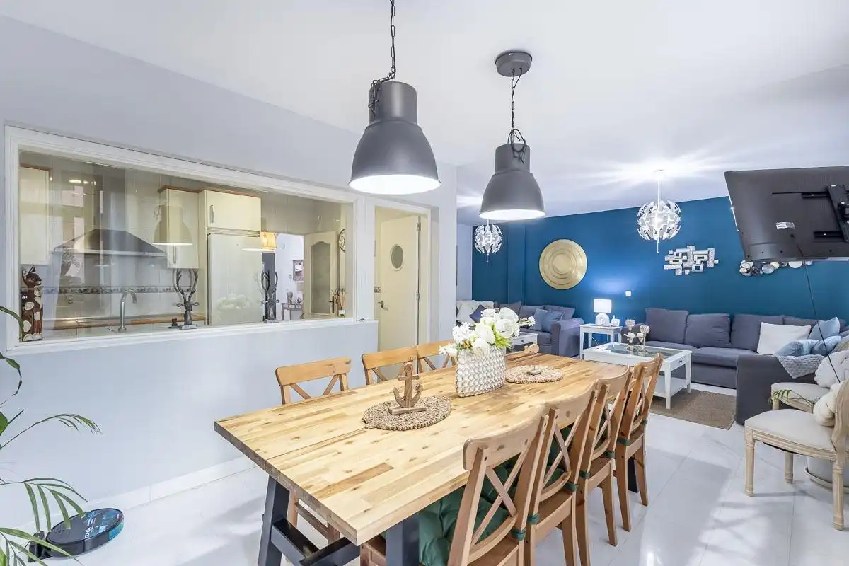 Comedor de Casa adosada en venta en Motril con Terraza, Balcón y Piscina comunitaria