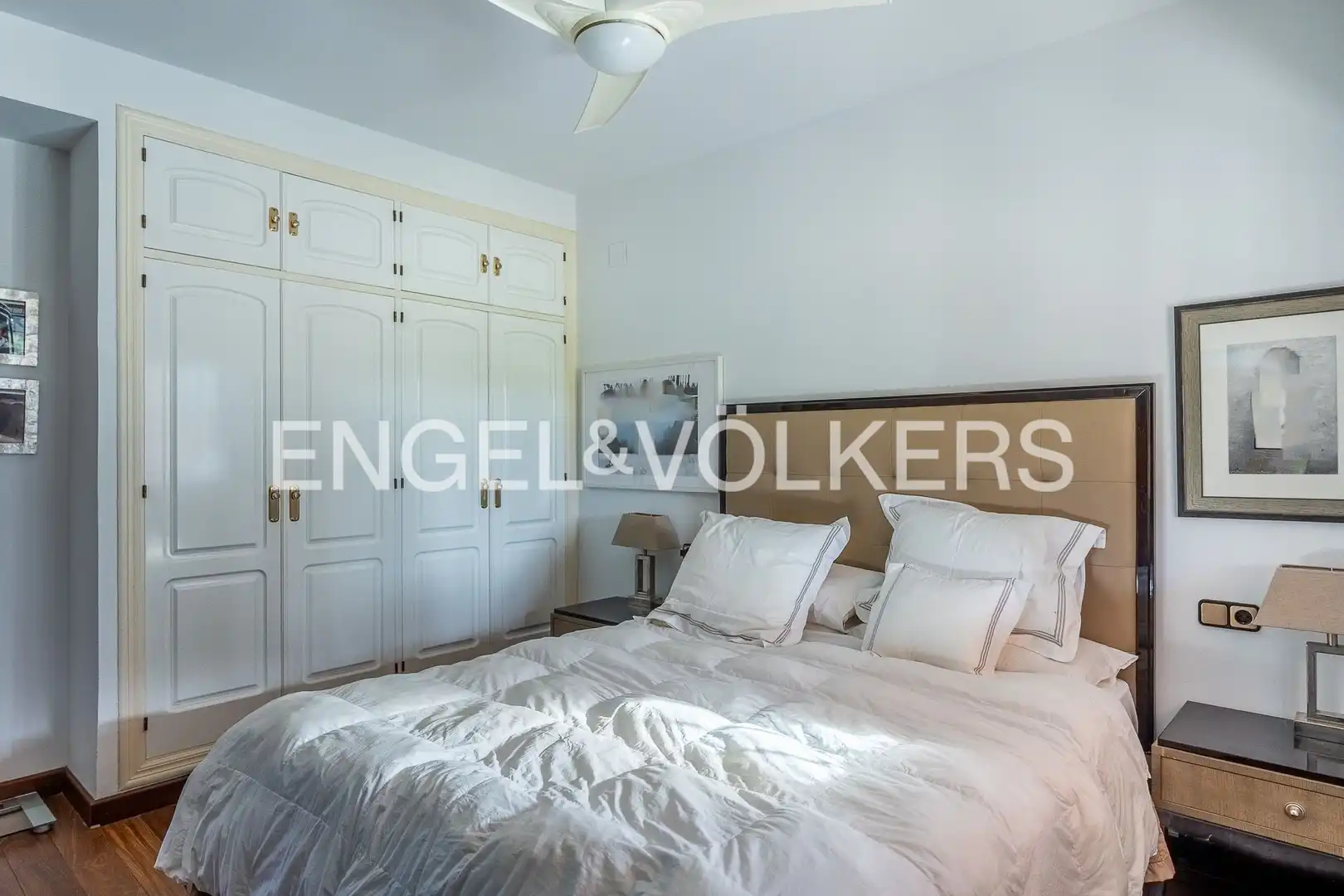 Habitación de Casa o chalet en venta en Mairena del Aljarafe con Aire acondicionado, Calefacción y Jardín privado