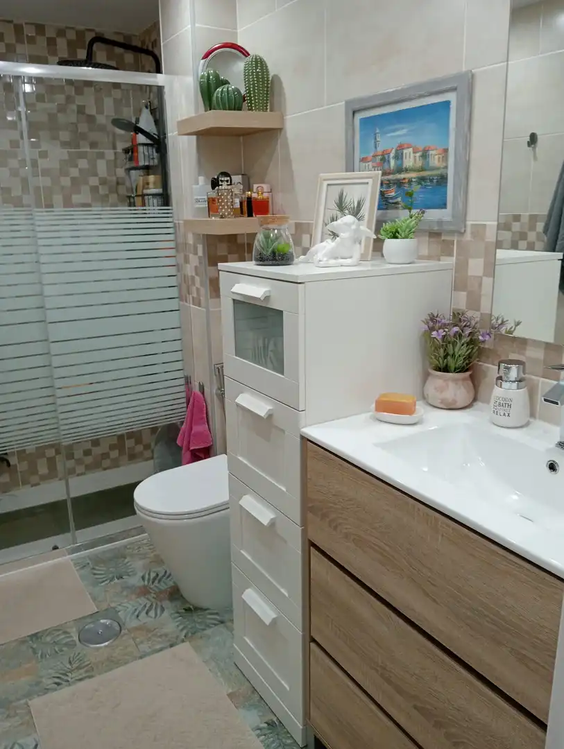 Badezimmer von Wohnungen zum Verkauf in Antigua mit Möbliert und Gemeinschaftspool