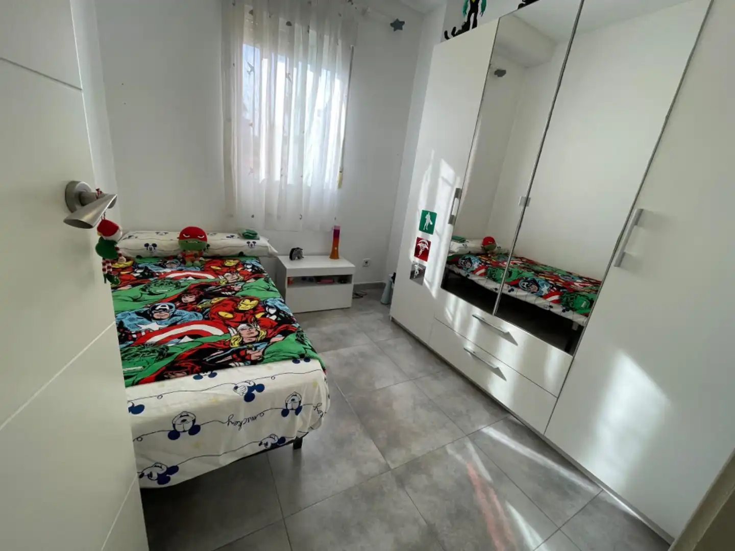 Dormitori de Pis en venda en Burjassot amb Aire condicionat i Balcó