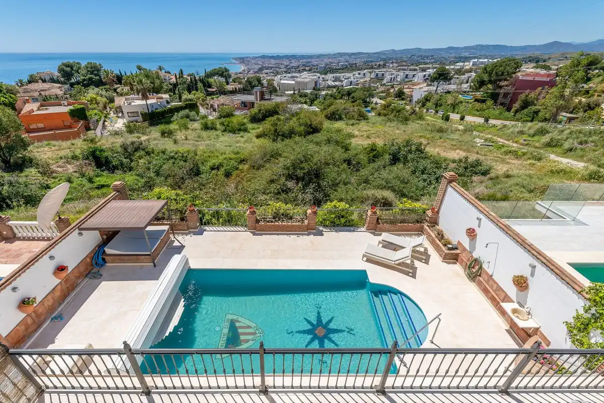 Villa mit Pool zum Verkauf in La Capellanía - El Higuerón, imagen 2