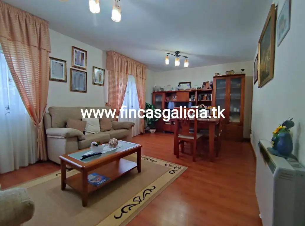 Flat for sale in Verín, imagen 2