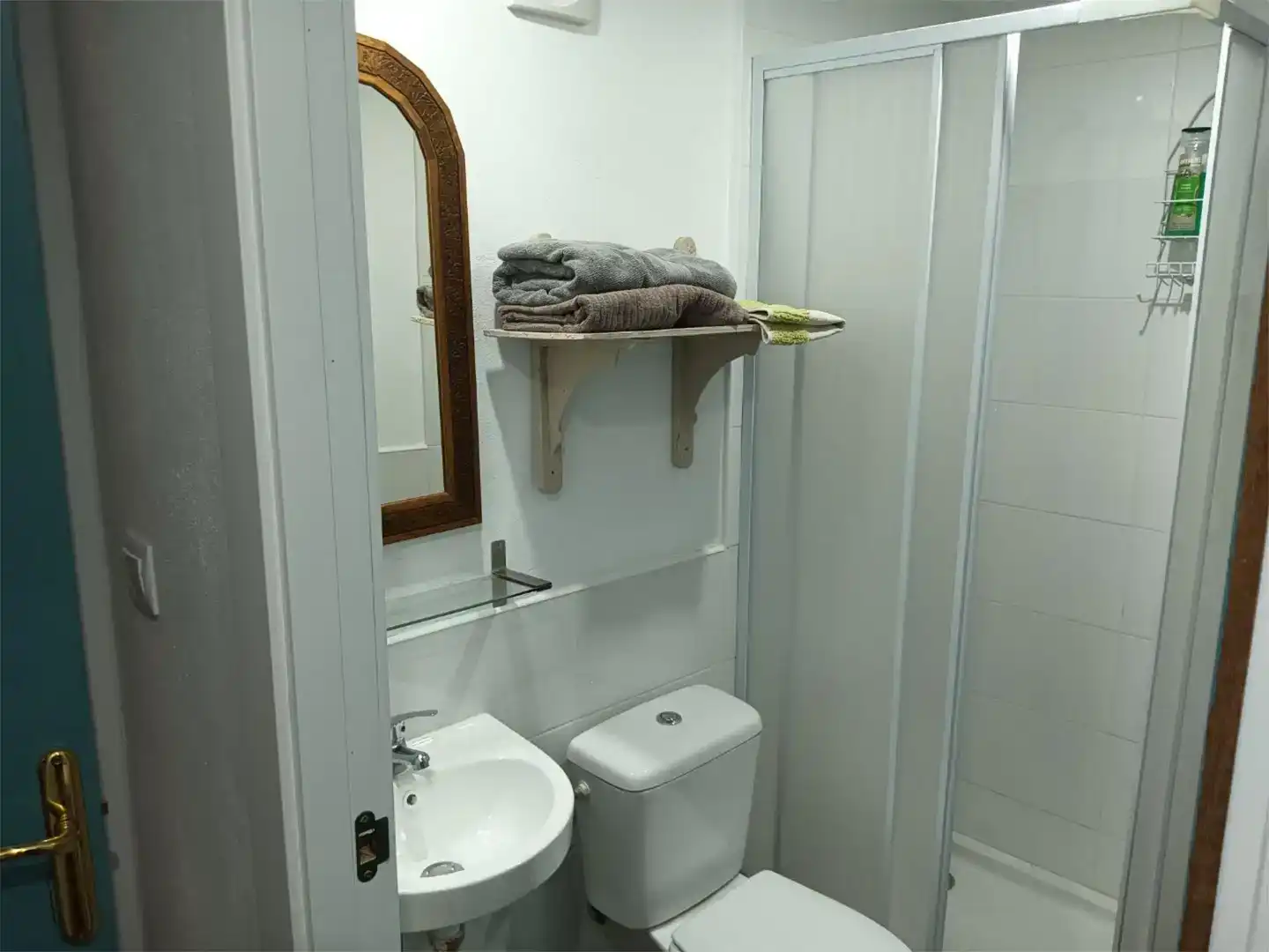 Baño de Casa adosada en venta en Cambil, Jaén