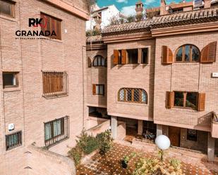 Exterior view of Single-family semi-detached for sale in  Granada Capital  with Air Conditioner and Terrace