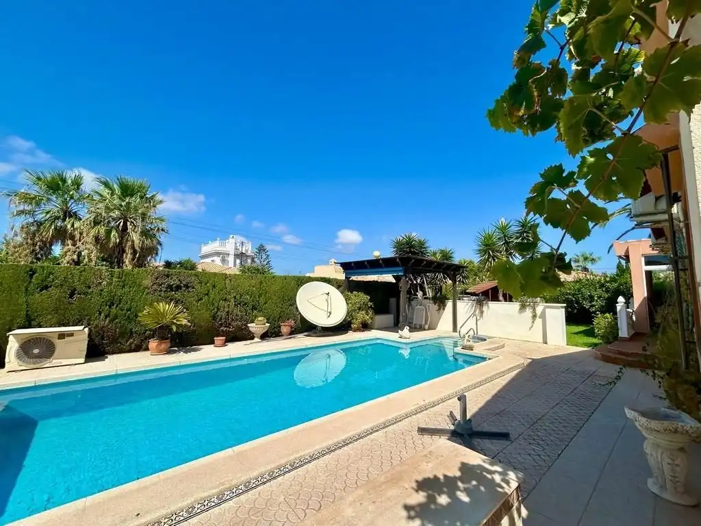 Villa mit Pool zum Verkauf in Calle CALETA-CABO ROIG, imagen 8