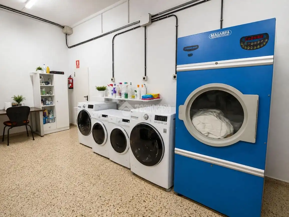 Gewerbefläche zum Verkauf in Av Sor Soledad Cobian, imagen 11