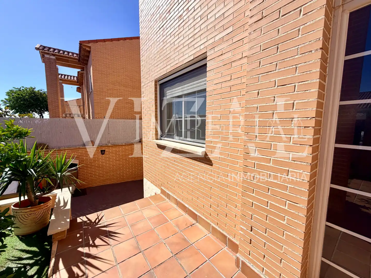 Jardín de Casa adosada en venta en Argés con Aire acondicionado, Calefacción y Amueblado