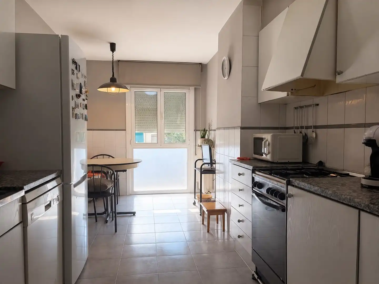 Cuina de Pis en venda en Girona amb Calefacció i Balcó