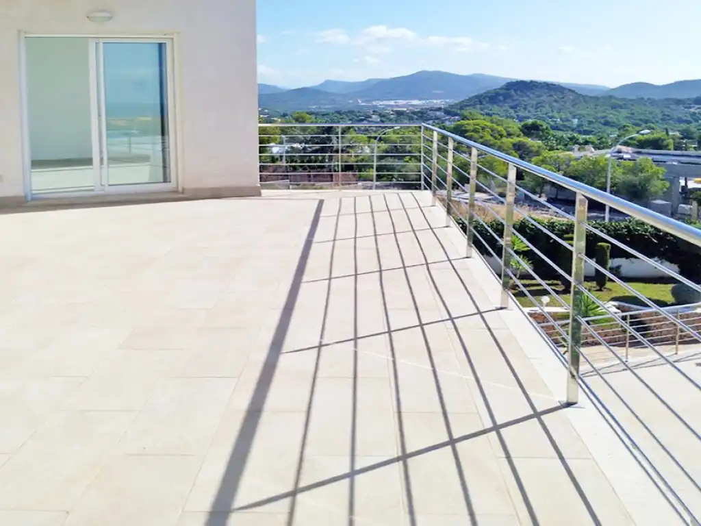 Terrassa de Casa o xalet de lloguer en Calvià amb Aire condicionat, Jardí privat i Terrassa