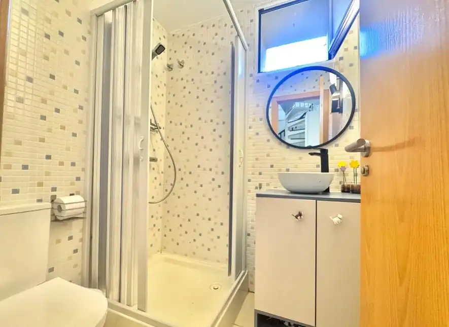Baño de Casa o chalet en venta en Almiserà con Aire acondicionado, Calefacción y Jardín privado