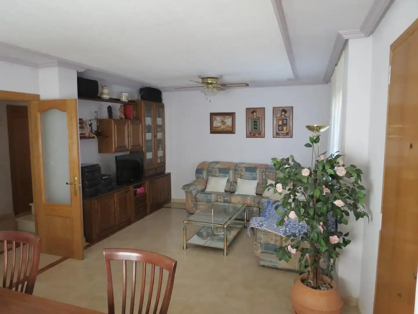 Sala d'estar de Pis en venda en Villaralbo amb Jardí privat, Parquet i Moblat