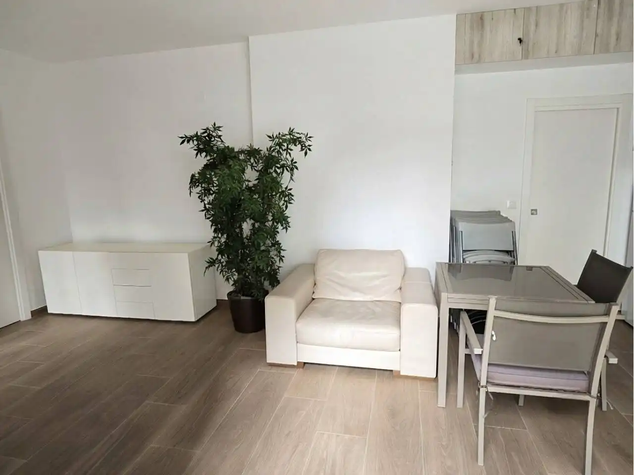 Wohnzimmer von Geschaftsraum zur Miete in Valencia mit Klimaanlage