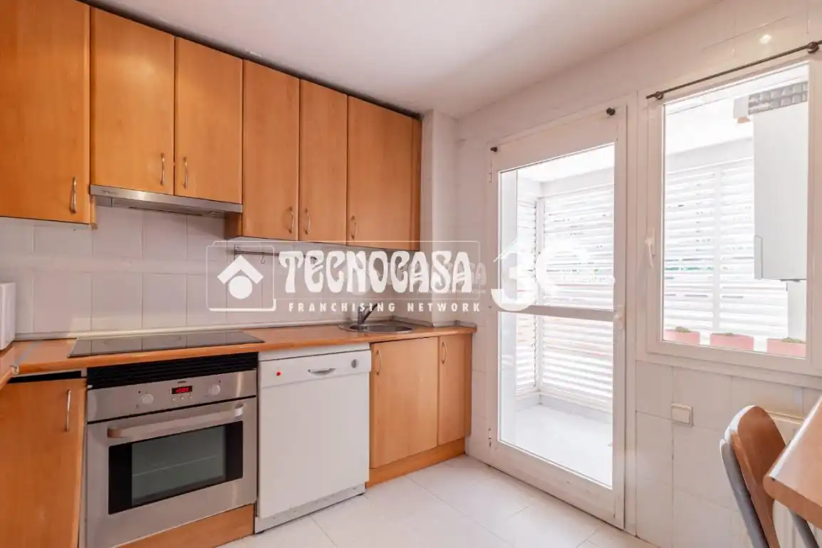Cuina de Pis en venda en Madrid amb Parquet i Terrassa