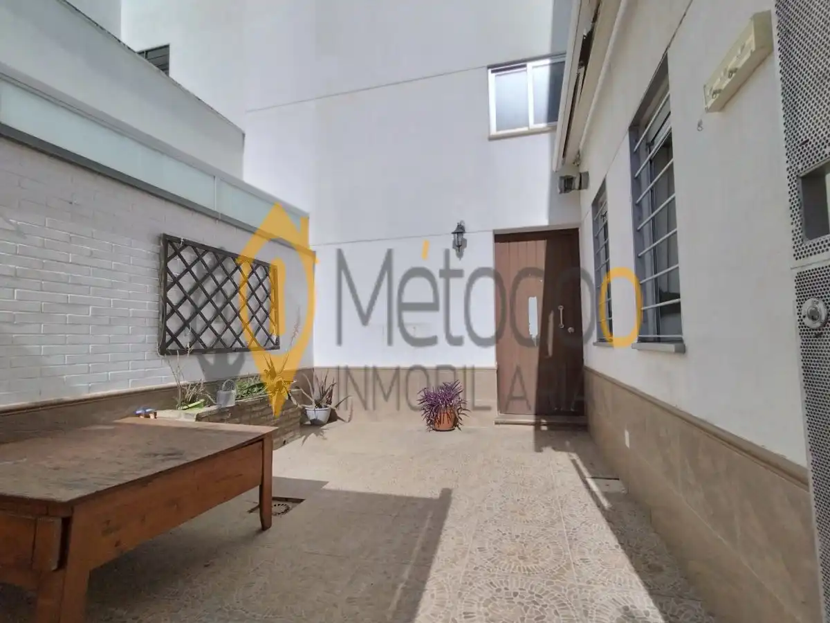 Vista exterior de Casa adosada en venta en La Rinconada con Terraza y Trastero
