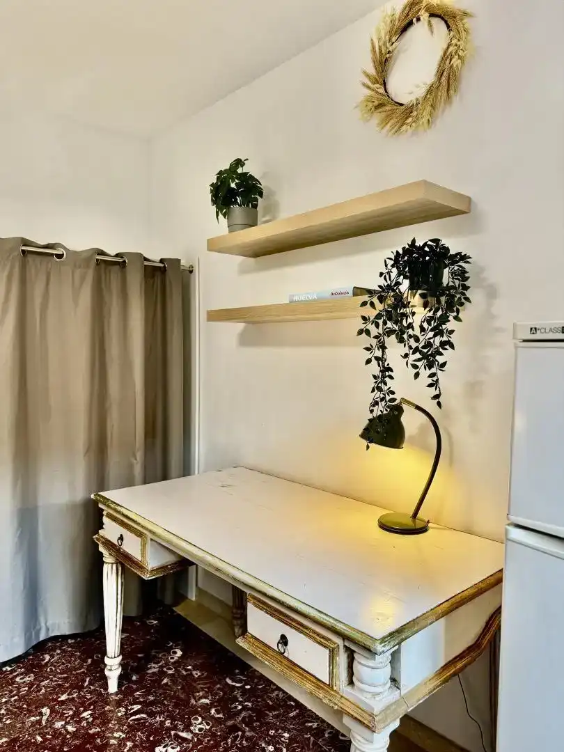 Habitación de Casa o chalet para compartir en Pozuelo de Alarcón con Aire acondicionado, Jardín privado y Amueblado