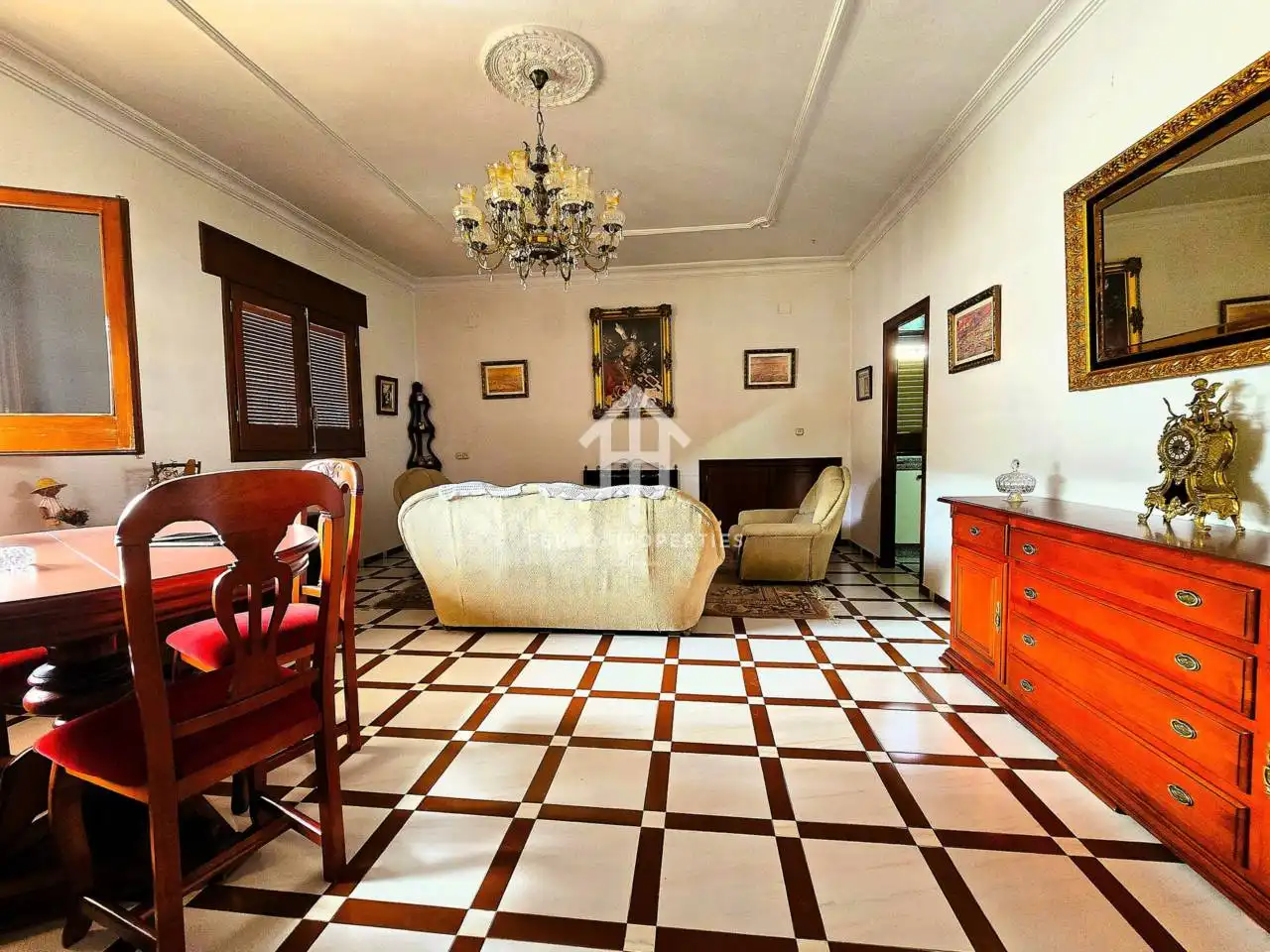 Sala d'estar de Casa o xalet en venda en Algarinejo amb Aire condicionat i Terrassa