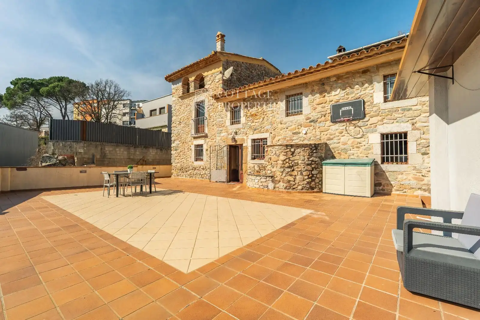 Vista exterior de Finca rústica en venda en Sant Julià del Llor i Bonmatí amb Calefacció, Terrassa i Piscina