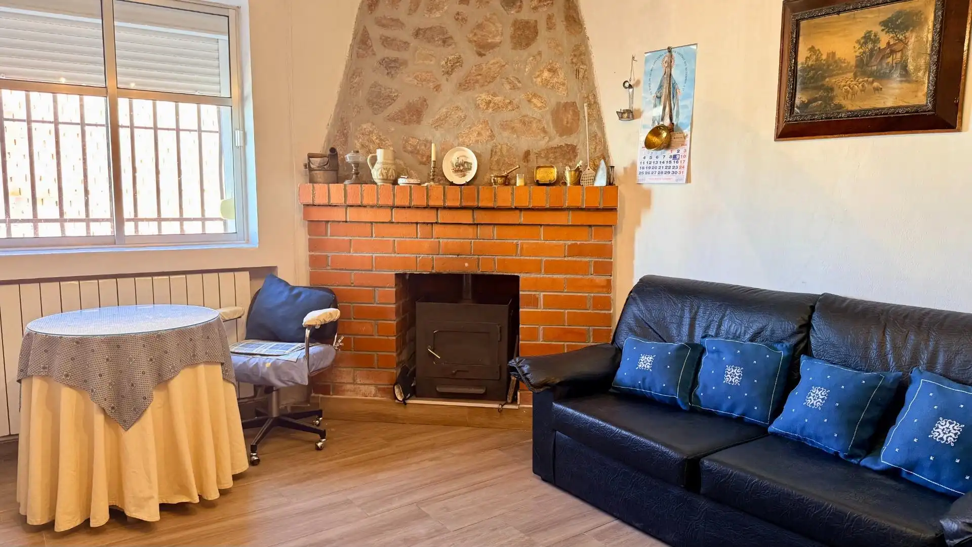 Sala de estar de Casa o chalet en venta en Fresneda de Cuéllar con Calefacción, Jardín privado y Trastero