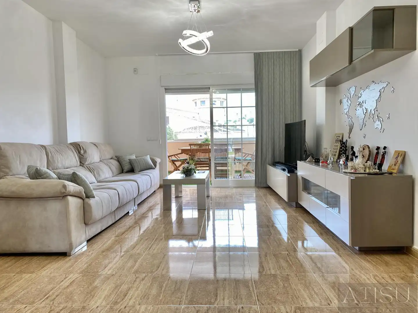 Casa amb terrassa en venda a Pla Roig 65, imagen 3