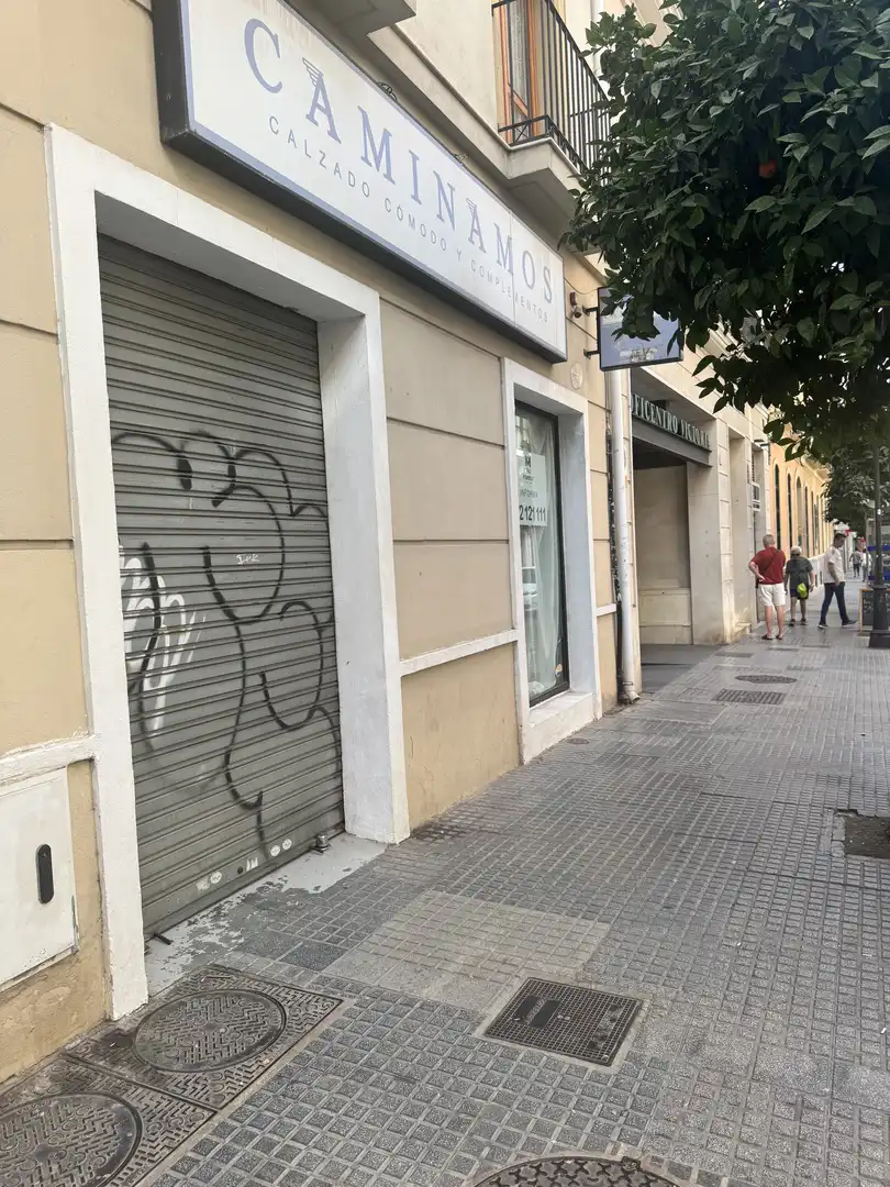 Local de lloguer en Málaga amb Aire condicionat