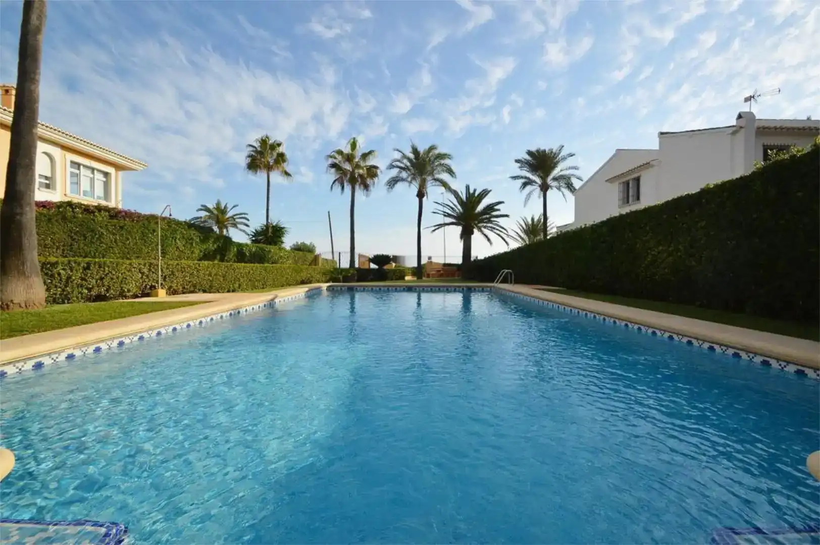 Schwimmbecken von Wohnung zur Miete in Jávea / Xàbia mit Klimaanlage und Balkon
