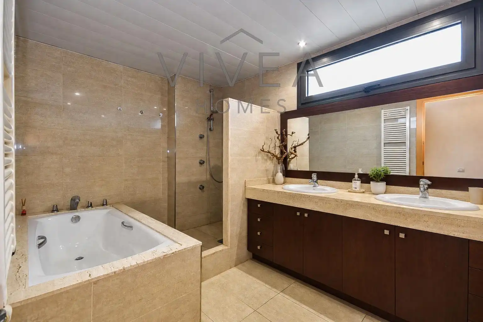 Baño de Casa o chalet en venta en Sabadell con Aire acondicionado, Calefacción y Jardín privado