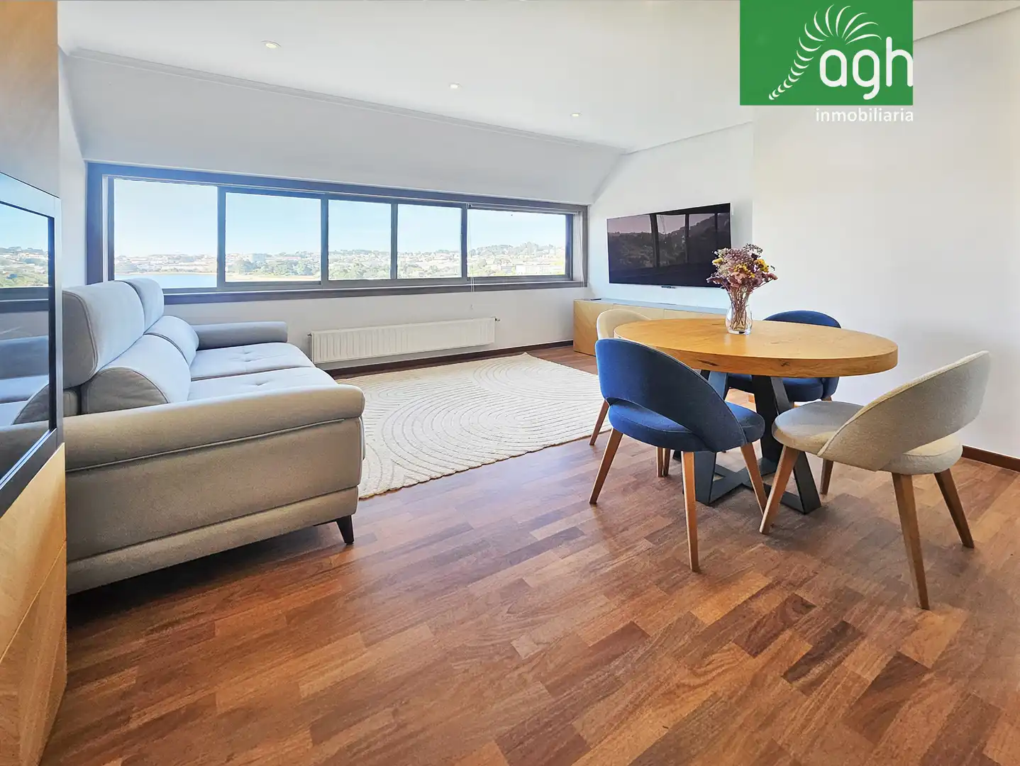 Appartement avec ascenseur à louer à Avenida Xoán Carlos I